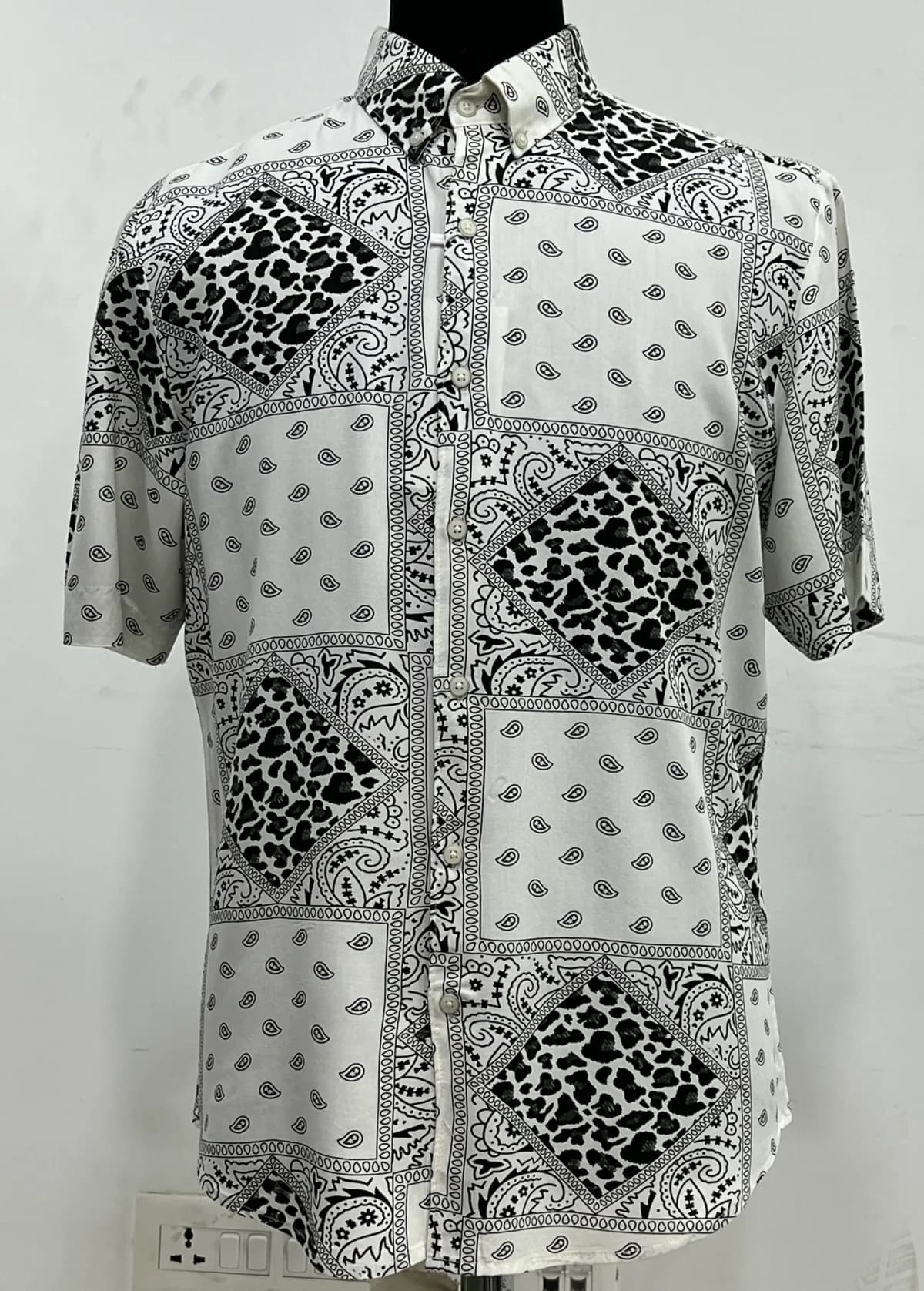 Front raw reference of a black-and-white bandana patchwork shirt